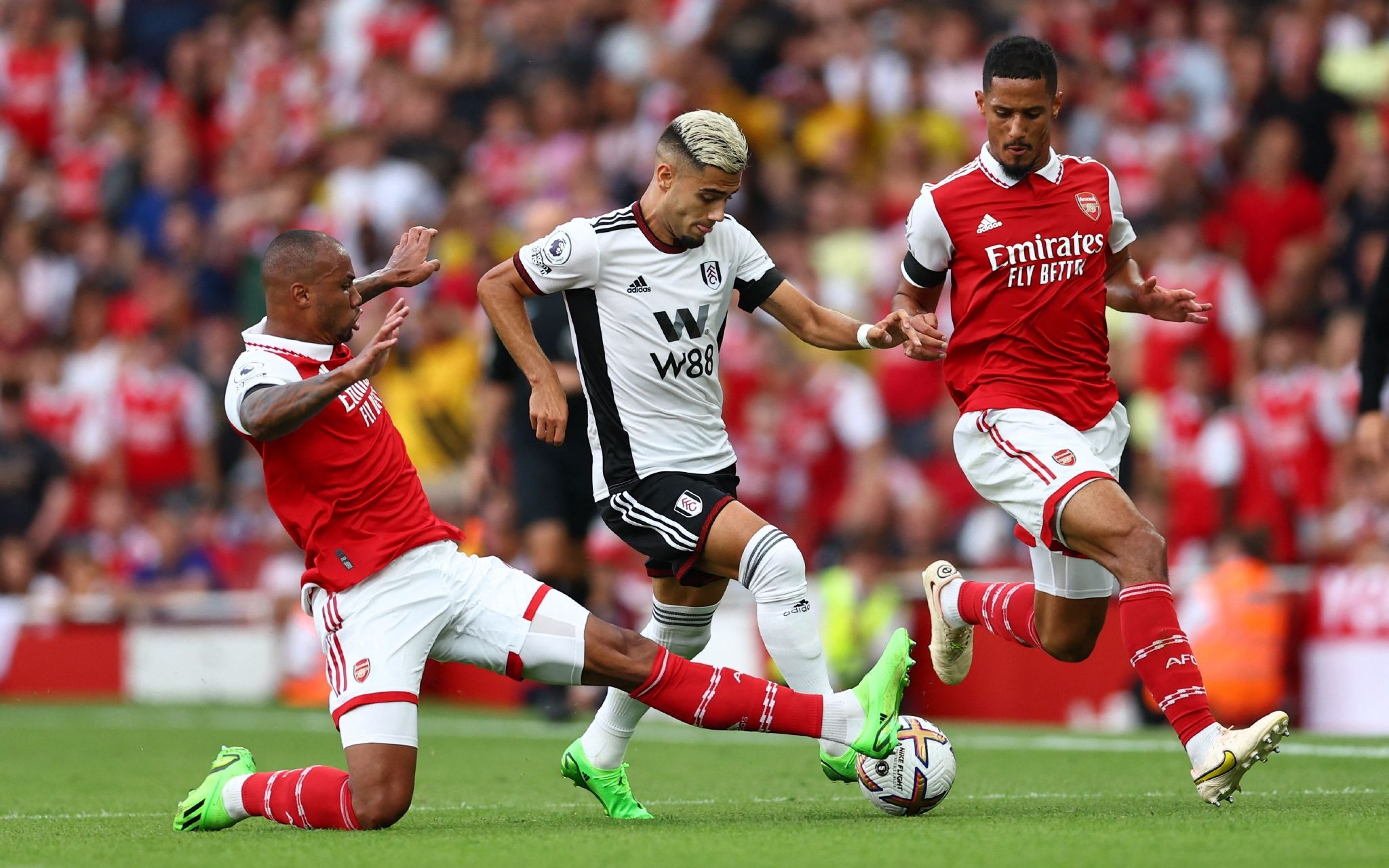 车手凭借社 车手凭借社